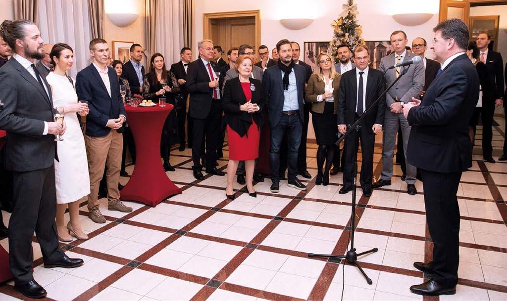 Neformálne stretnutie ministra Miroslava Lajčáka so zástupcami mimovládneho sektora a akademickej obce, Bratislava 18.