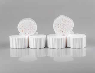 Vata a buničitá vata / Cotton wool and cellulose wadding DENTALPAD are made from 100% cotton rolled to the shape of rolls with a hardened surface.