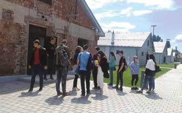 4 ŠKOLSTVO Exkurzia do Múzea holokaustu v Seredi Študenti Gymnázia M. R. Štefánika v Šamoríne, žiaci Septimy A, absolvovali v rámci dejepisu exkurziu do Múzea holokaustu.