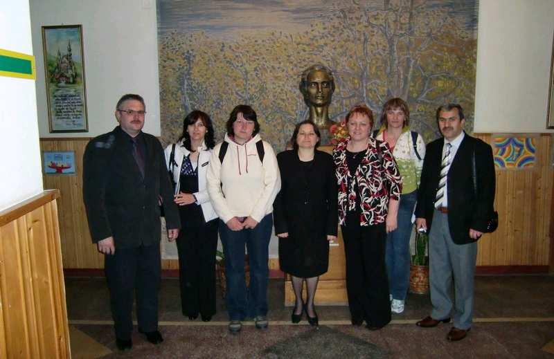 Druhý pobyt v rámci projektu sa konal v dňoch 26.4. - 1.5.2009 v rumunskom meste Zalau. Zúčastnili sa ho 5 žiaci s 3 vyučujúcimi.