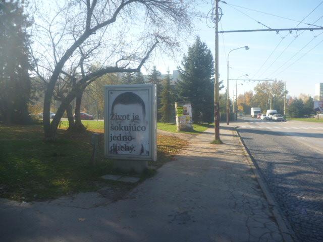 Hliny-Nešporova, parkovisko