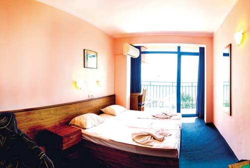 **** Hotel CONDOR Slnečné Pobrežie 50 Popis, poloha: Výborný hotel, ktorý leží 50 etrov od piesočnatej pláže a proenády v severnej časti vyhľadávaného letoviska Slnečné Pobrežie.