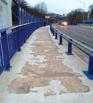 Ako prvý na šmykľavý chodník na moste ponad železnicu upozornil 8. januára 2018 prostredníctvom "Odkazu pre starostu" Matej.