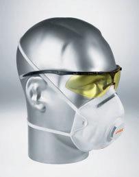 Pevne tvarované a skladacie masky od spoločnosti uvex sú preto vhodné predovšetkým na kombinovanie s ochranou zraku uvex.