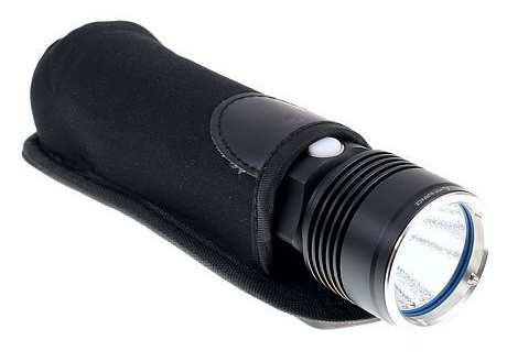 UV Lampy Ponúkame vysoko výkonné UV lampy pre NDT kontrolu. Všetky lampy pracujú s UV žiarením s vlnovou dĺžkou 365 nm. UF 365 handy UV lampa UF 365 handy je pre potreby NDT ideálna.