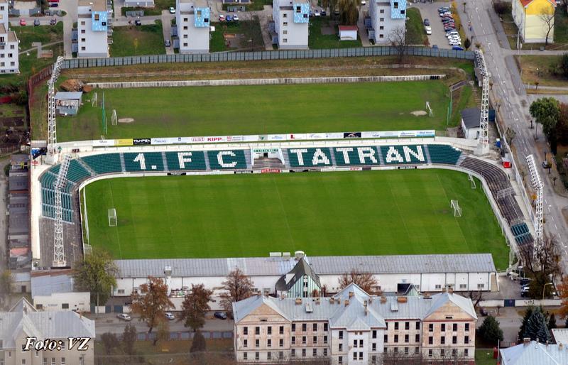 1 1.FC TATRAN PREŠOV 1.FC Tatran Prešov je najstarší slovenský futbalový klub. 1.1 Štadión klubu Mesto ešte v závere roka 1899 darovalo športovcom lúku s rozlohou 8000 štvorcových siah.