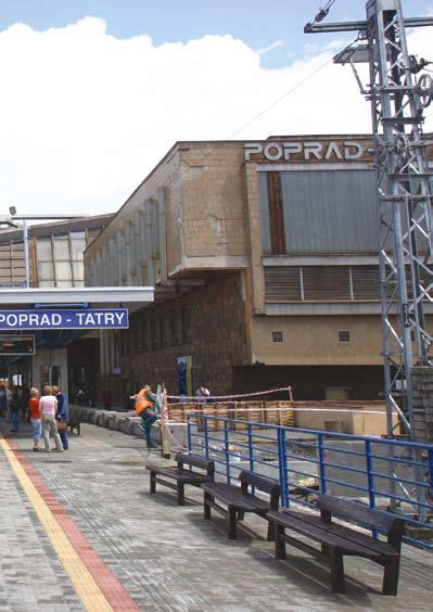 Je to vstupná brána do celého regiónu Vysokých Tatier. Mimoúrovňovo je s ňou spojená aj Tatranská elektrická železnica.