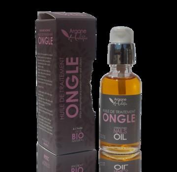 ONGLE 50 ml olej na ošetrovanie NECHTOV je úžasný elixír krásy na ošetrovanie mäkkých, lámavých, štiepajúcich sa nechtov, argánový olej umožňuje efektívne upraviť nechty na optimálny stupeň