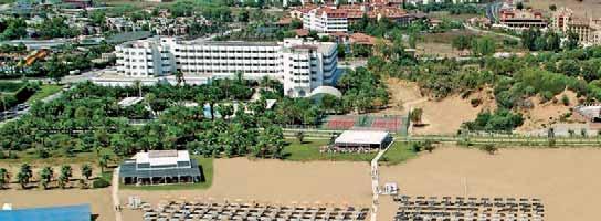 Turecko I Side-Colakli Hotel SÜRAL SARAY OBĽÚBENÝ Hotel SÜRAL Hotelový komplex Sural Saray s veľkým udržiavaným areálom plným zelene a súkromnou piesočnatou plážou sa nachádza 9 kilometrov od