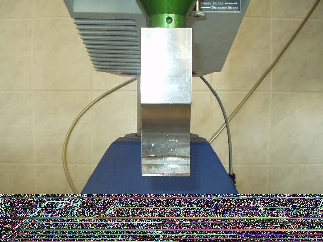 Metodika experimentu a použitý materiál Zváranie ultrazvukom bolo realizované na ultrazvukovej zváračke typu Branson 2, obr.2 vo firme EMERSON, divízia Branson, Nové Mesto n / Váhom.