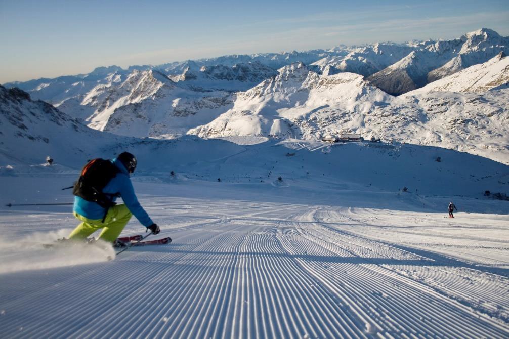 Horské strediská rakúske Alpy Mölltaler Gletscher (AT) Alpské lyžiarske stredisko v jedinej ľadovcovej oblasti Korutánska 17,4 km zjazdoviek a takmer 7 km