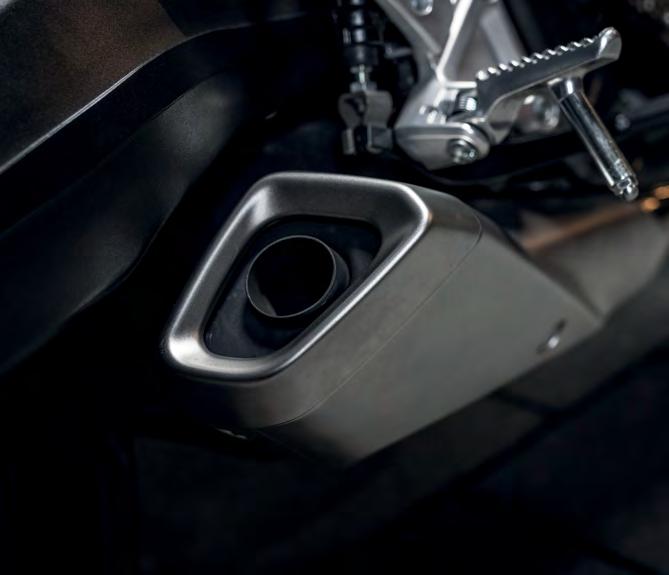 Nová Honda CB650R so štíhlymi aerodynamickými tvarmi sedí presne k vášmu mestskému štýlu.
