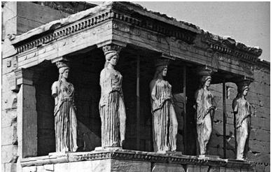 KYSLÝ DÁŽĎ Na fotografii sú sochy nazývané karyatidy, ktoré boli postavené na Akropole v Aténach pred viac ako 2500 rokmi. Sochy sú vyrobené z mramoru. Mramor je zložený z uhličitanu vápenatého.