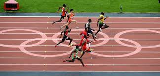 Za koľko Bolt zabehne stovku? Q : Akou rýchlosťou zabehne zabehne Bolt stovku? A : v = s/t = 100