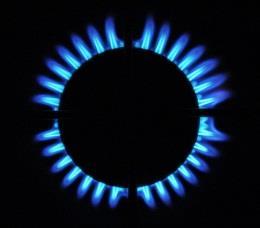 Dobývanie ropy a zemného plynu Uskladňovanie zemného plynu Ťažba ropy a gazolínu (t) Ťažba ZP (tis. m 3 ) Uskladňova nie ZP (tis.