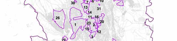 Plochy zelene pri bytových domoch by mali dosiahnuť vzhľadom na Štandardy (2010) výmeru 281 ha, mesto vykazuje 278,38 ha, čiže tento normatív je v meste takmer naplnený.