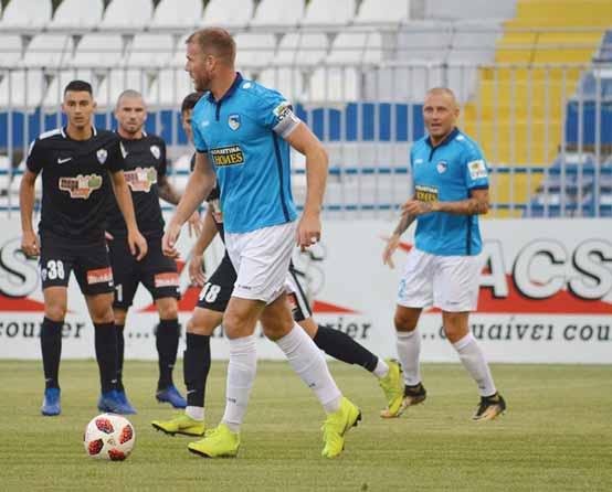 Kanonier FC Pafos, ktorý sa v minulej sezóne stal so šestnástimi gólmi ligovým kráľom strelcov, skóroval hneď v prvom súboji novej sezóny. Na trávniku Nea Salamina 33-ročný útočník gólom na 2:1 v 90.