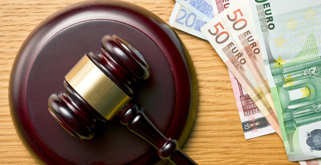 Právne Novely Zákonníka práce Národná rada Slovenskej republiky schválila novelu Zákonníka práce, o návrhu ktorej sme vás už informovali v jednom z predchádzajúcich vydaní Tax and Legal News.