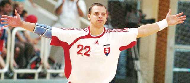 Štyridsaťročný Novozámčan Tomáš Straňovský, bývalý dlhoročný reprezentant, oznámil koniec úspešnej kariéry.