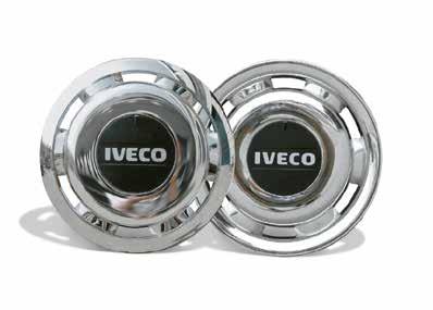 K dispozícii vo vyhotovení leštená nerezová oceľ alebo chrómovaný plast s upevňovacími držiakmi a stredovým krytom s logom IVECO. Dodávajú sa v súpravách po 2 kusoch.