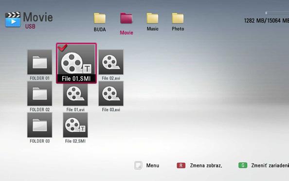 Pri prehrávaní filmového súboru sa zobrazí vybraný súbor s titulkami.