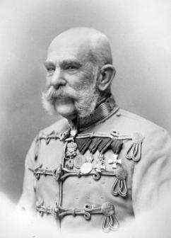V prípade Rakúsko-Uhorska, ktoré existovalo v rokoch 1867-1918, boli spoločné: Osoba panovníka z dedičnej habsbursko-lotrinskej dynastie František Jozef I.