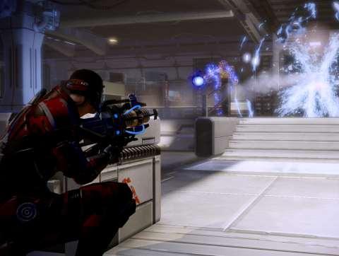 príprava na samovražednú misiu môže presiahnuť aj 30 hodín. Komiksové začiatky Majitelia PS3 sú však v nevýhode, prvý diel Mass Effect na tejto platforme nikdy nevyšiel a nikdy ani nevyjde.