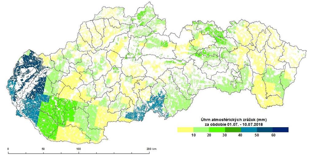 Úhrn atmosférických zrážok v prvej dekáde júla sa na území Slovenska pohyboval od menej ako 10 mm do až do 60 mm, pričom na zrážky najbohatšie bolo Záhorie, západná časť Podunajskej nížiny a západná