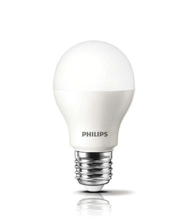 bjímkach na E27 Okamžitý plný výkn svetlenia: Philips LED pskytujú plný jas ihneď p zapnutí Živtnsť 15 000 hdín Dstupné v farbe svetla 2700K, 3000K, 4000K a 60K Svetl bez ultrafialvéh a