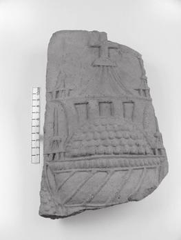 12 Keramika zo zásypu (1 vrstva 137; 2, 3, 4 vrstva 140) stredovekej fortifikačnej  13