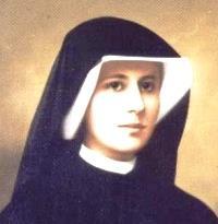 Svätá Faustína Vlastným menom Helena Kowalská sa narodila 25.augusta 1905 v Głogówci, západne od mesta Lodž v Poľsku. Bola tretím dieťaťom z desiatich súrodencov.