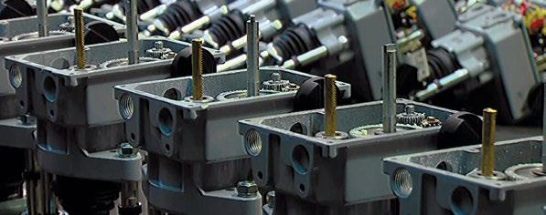 Výrobný program Elektrické servopohony Regada vyrába elektrické servopohony pre ovládanie všetkých druhov armatúr: Jednootáčkové (do1 200 Nm) Viacotáčkové (do 1 000 Nm) Lineárne (do 36 000 N)