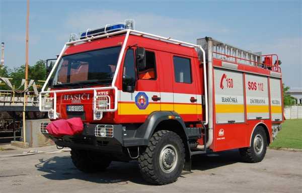 Automobil hasičskej záchrannej služby: - typ 1A (obrázok1) (Spolu vo výzbroji HaZZ: 95 ks) - Najrozšírenejší automobil v HaZZ na univerzálne