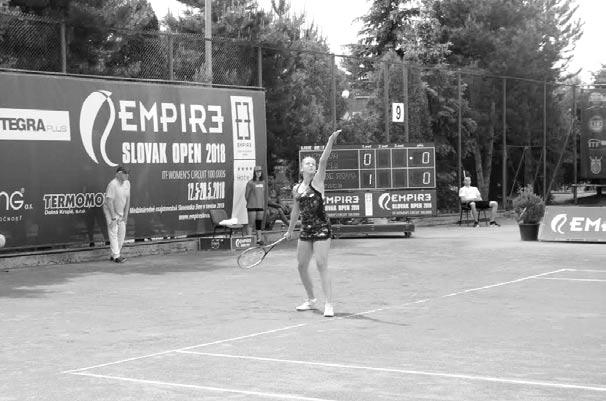 šport šport Fedcupová reprezentantka SR Viktória Kužmová vlani potešila trnavské publikum celkovým prvenstvom v turnaji singlistiek.