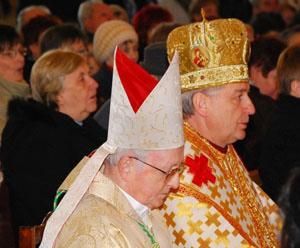 SPRÁVY ZO SLOVENSKA Apoštolský nuncius navštívil Svidník, Ladomirovú a Stropkov Apoštolský nuncius na Slovensku Mons. Mario Giordana v nedeľu 22.