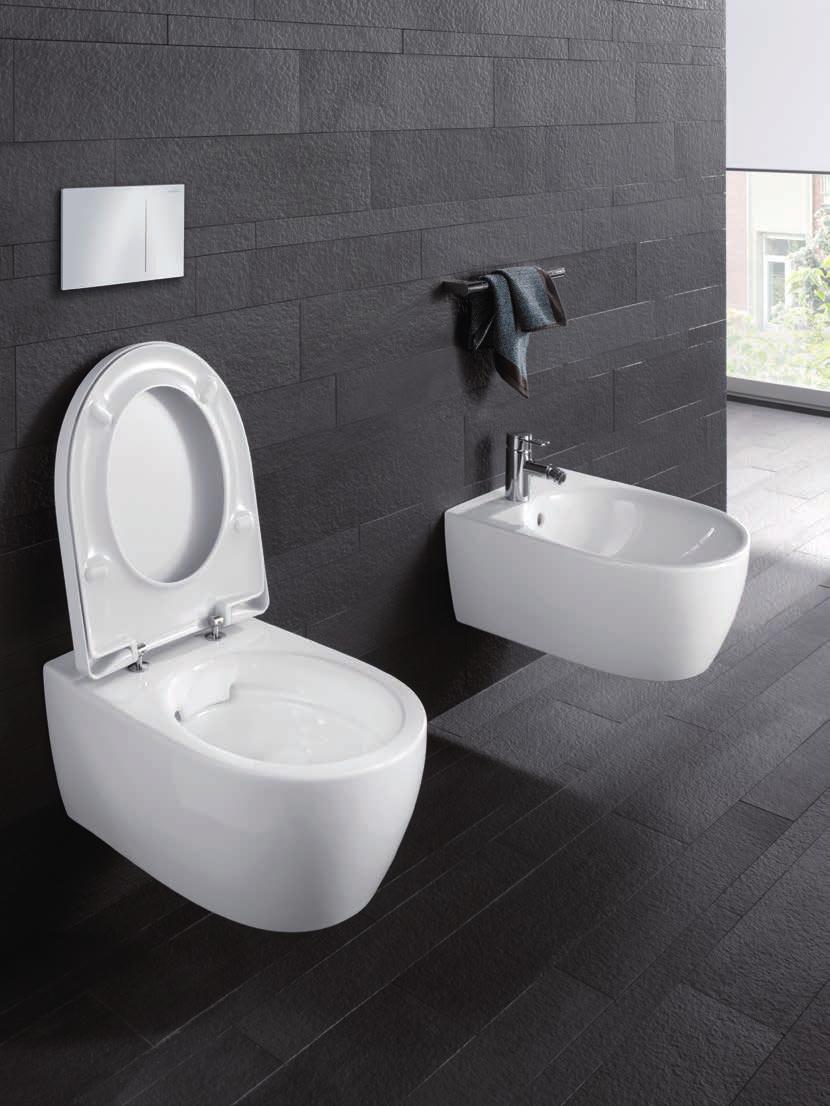 WC a bidet majú minimalisticky jednoduchý vnútorný obrys a nadväzujú na dizajn priamych